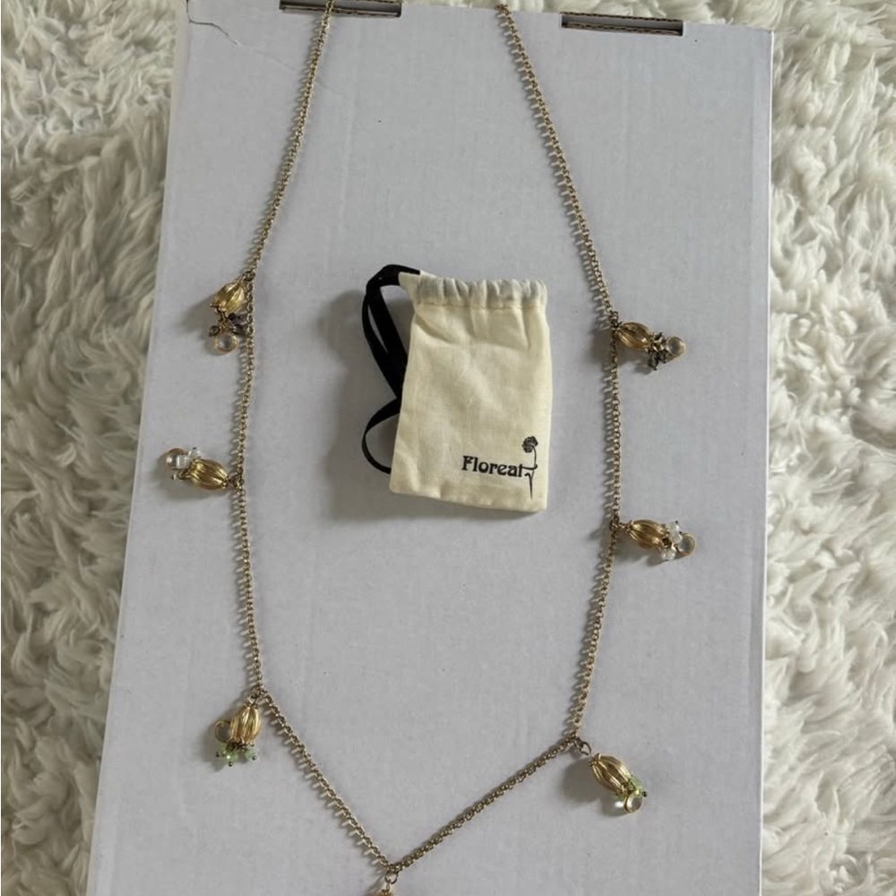 Delicate Flower Necklace